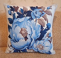 Наволочка "Пион синий"